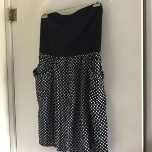 Strapless black and white dress